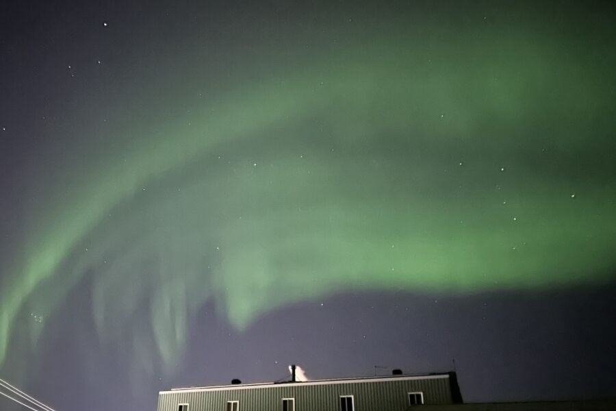 Picture of an aurora in the szy of in Kuujjuaraapik/Whapmagoostui.